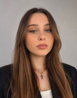 Аліна Скворцова Юристка